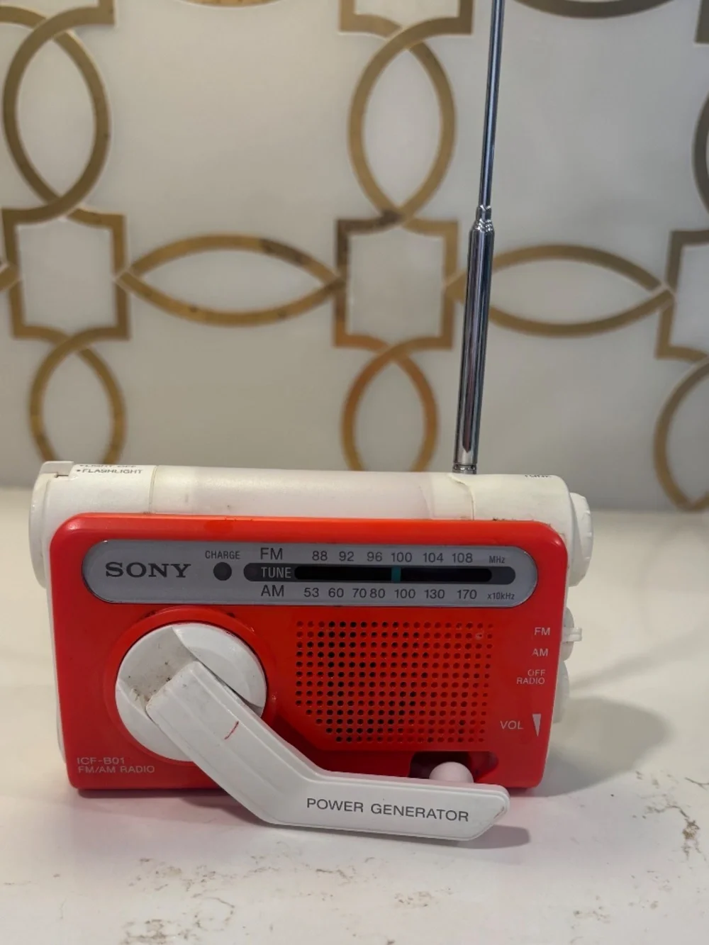 Sony ICF-B01 FM/AM Emergency Radio Power Generator Flashlight LED